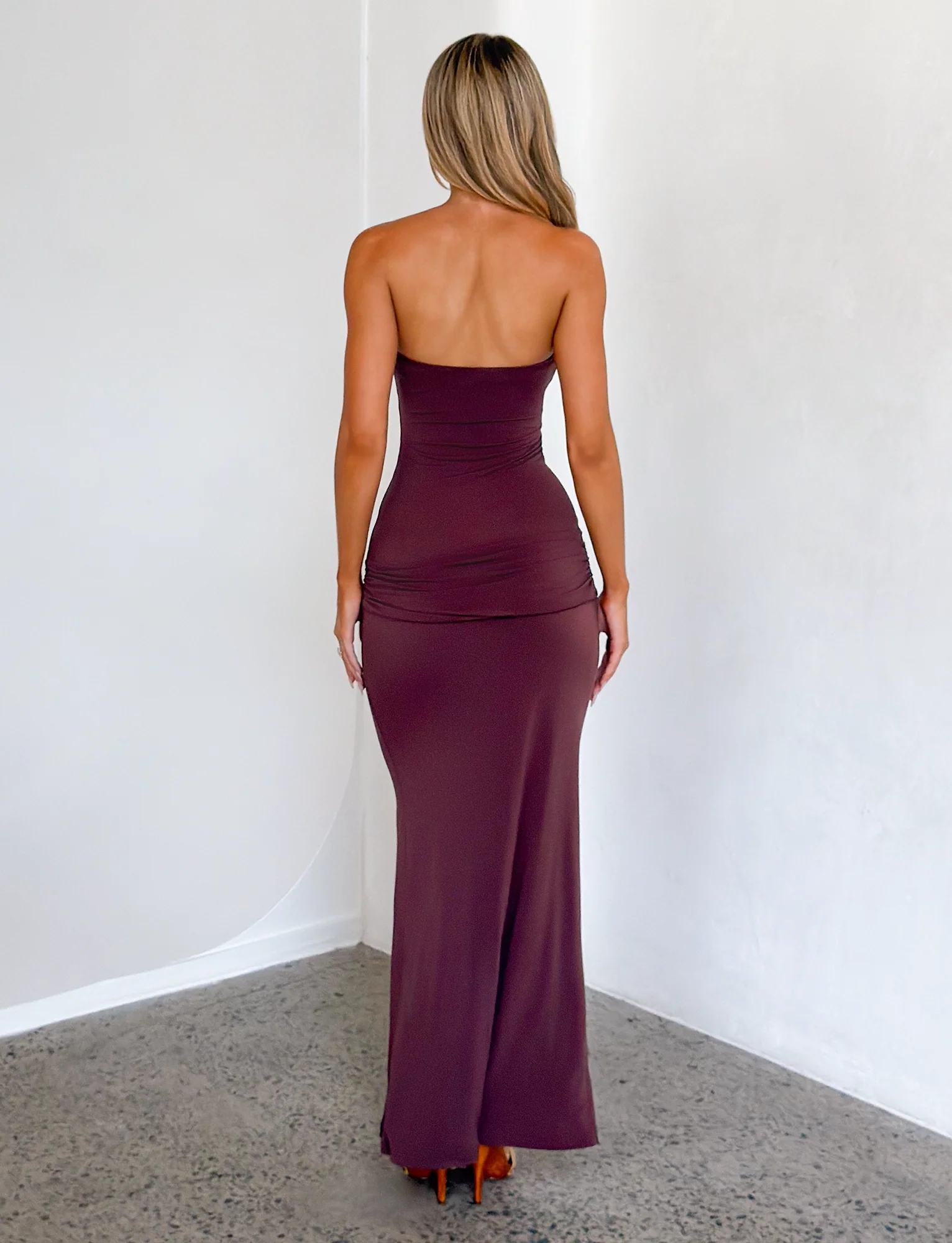 EOS SEQUIN TUBE MAXI DRESS - CINNAMON CHOCOLATE - Image 7
