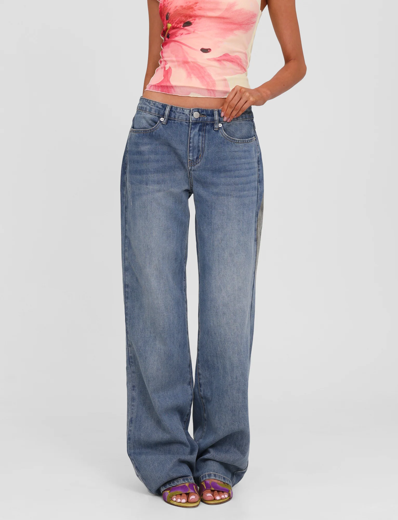 ESTRELLA JEAN - MID WASH - Image 6