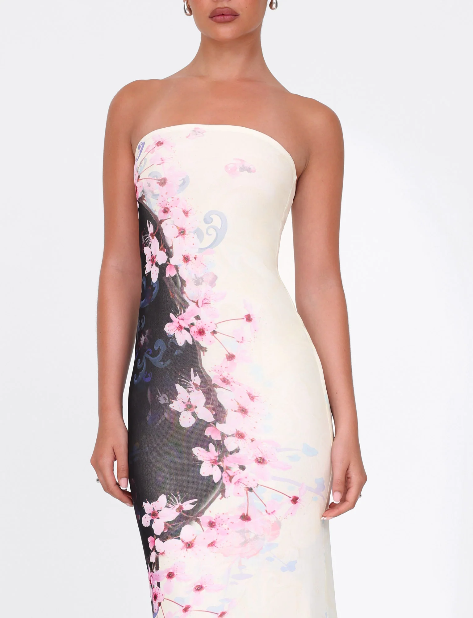 LILLIAN MAXI DRESS - MULTI : FLORAL : CHERRY BLOSSUM - Image 4
