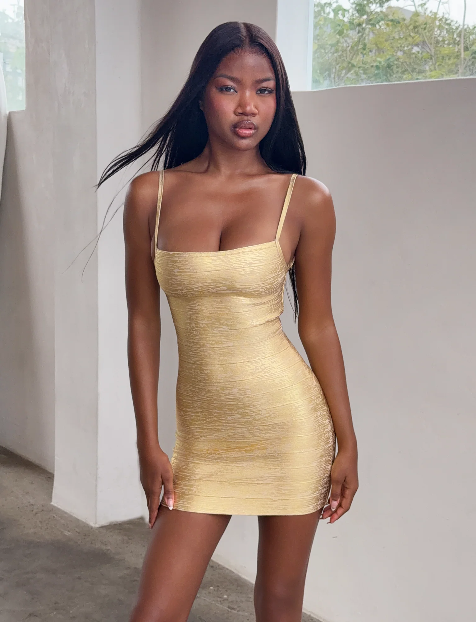 MIDORI METALLIC BANDAGE DRESS - GOLD - Image 4
