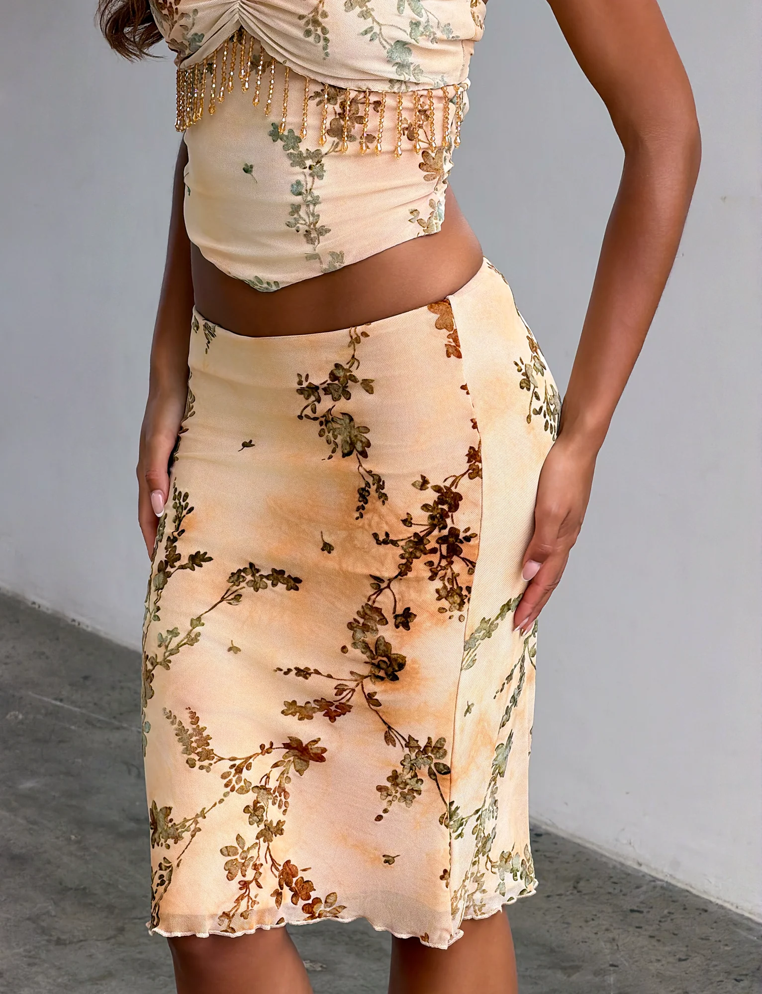 OONA BURN OUT FRINGE SKIRT - TAN - Image 4