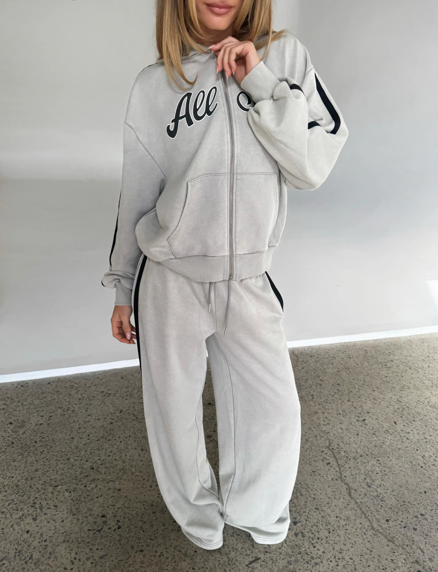 PAYTON TRACKPANT - STONE - Image 5